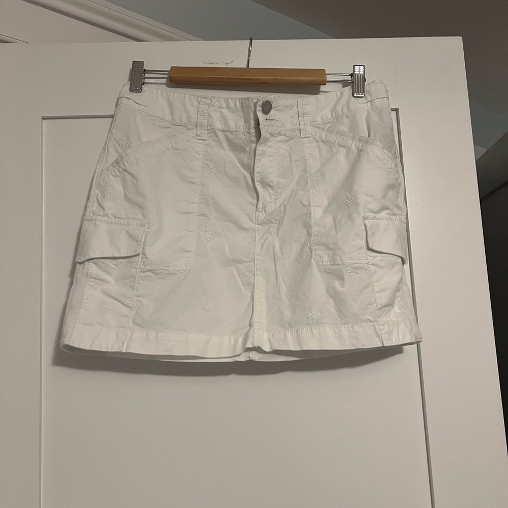white sanctuary skirt, size 28